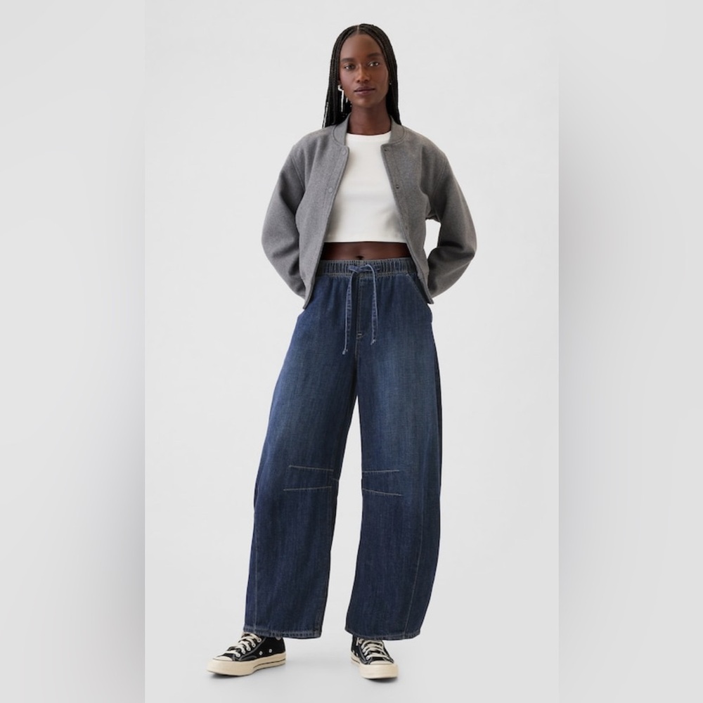 Gap Mid Rise Easy Horseshoe Barrel Leg Jeans